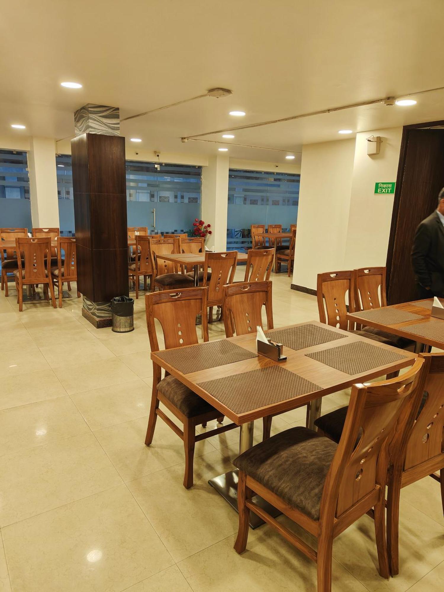Rosemallow Hotel New Delhi Ngoại thất bức ảnh
